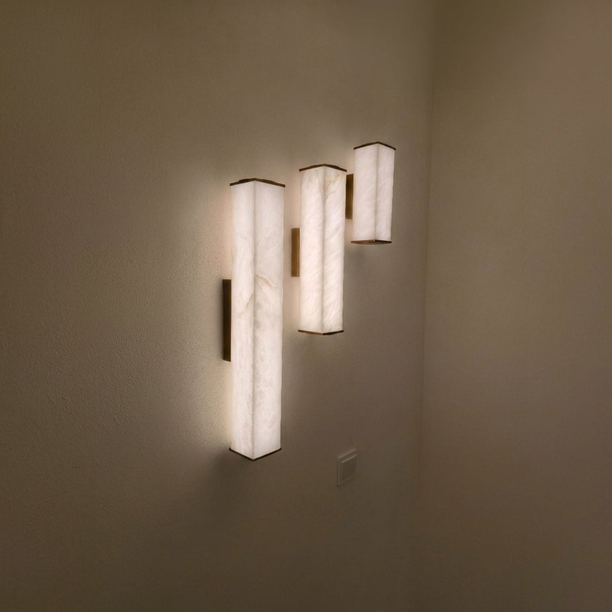 Valmere LED Linear Alabaster Wall Light - Soft White & Brass