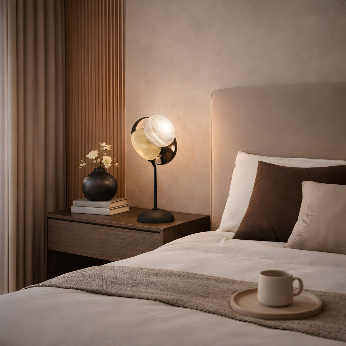 Selvano Alabaster Globe Table Lamp - Soft White & Matte Black