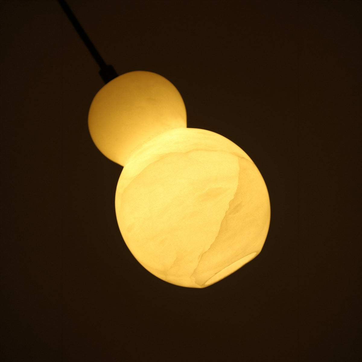 Orlune LED Sculpted Pear Alabaster Pendant Light - Soft White