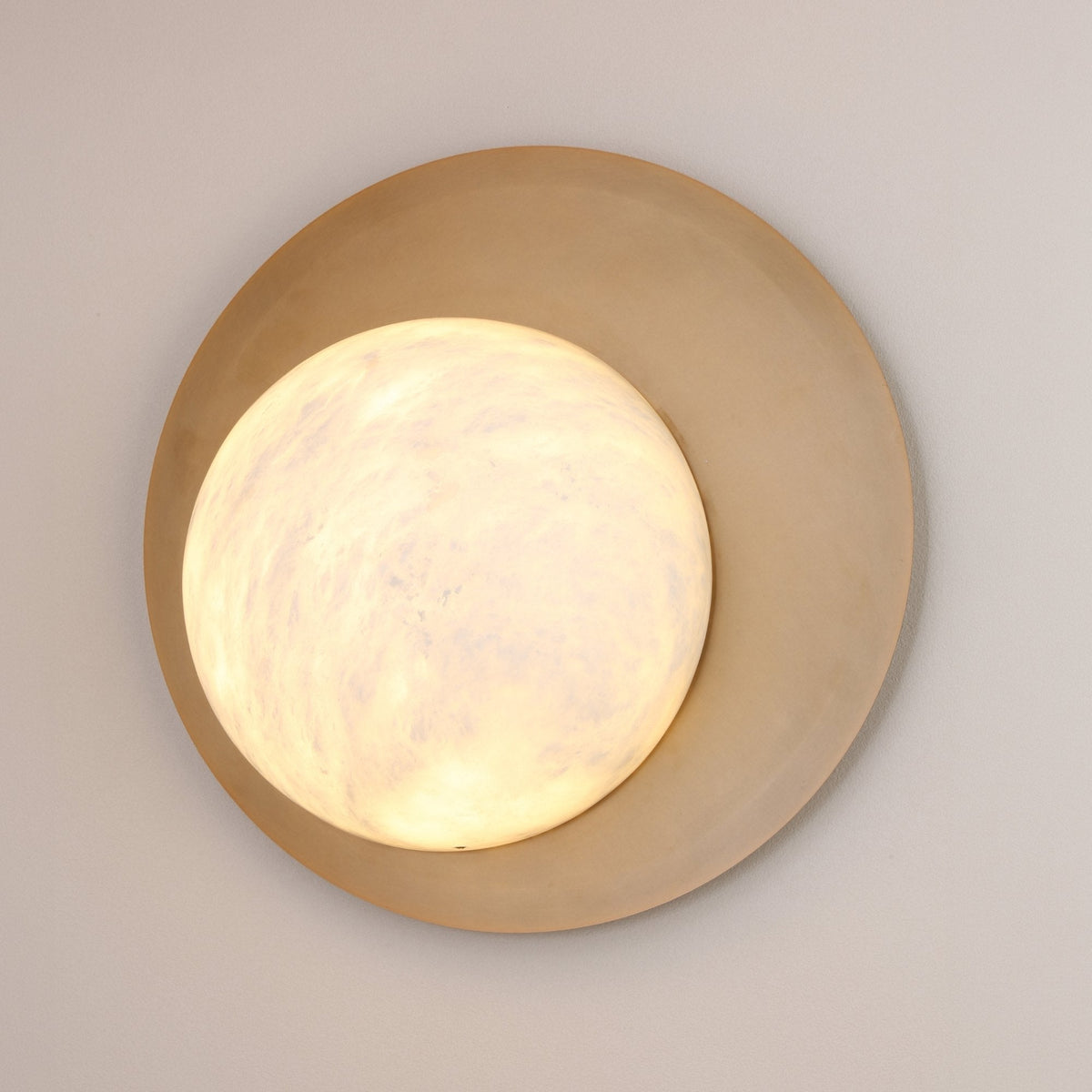Lunara 1 Light Round Alabaster Wall Light - Brushed Brass